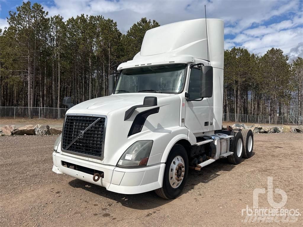 Volvo VNL Tracteur routier