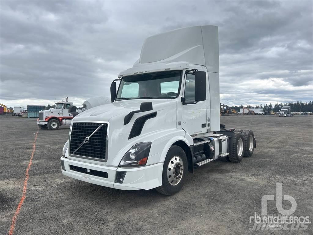 Volvo VNL Tracteur routier