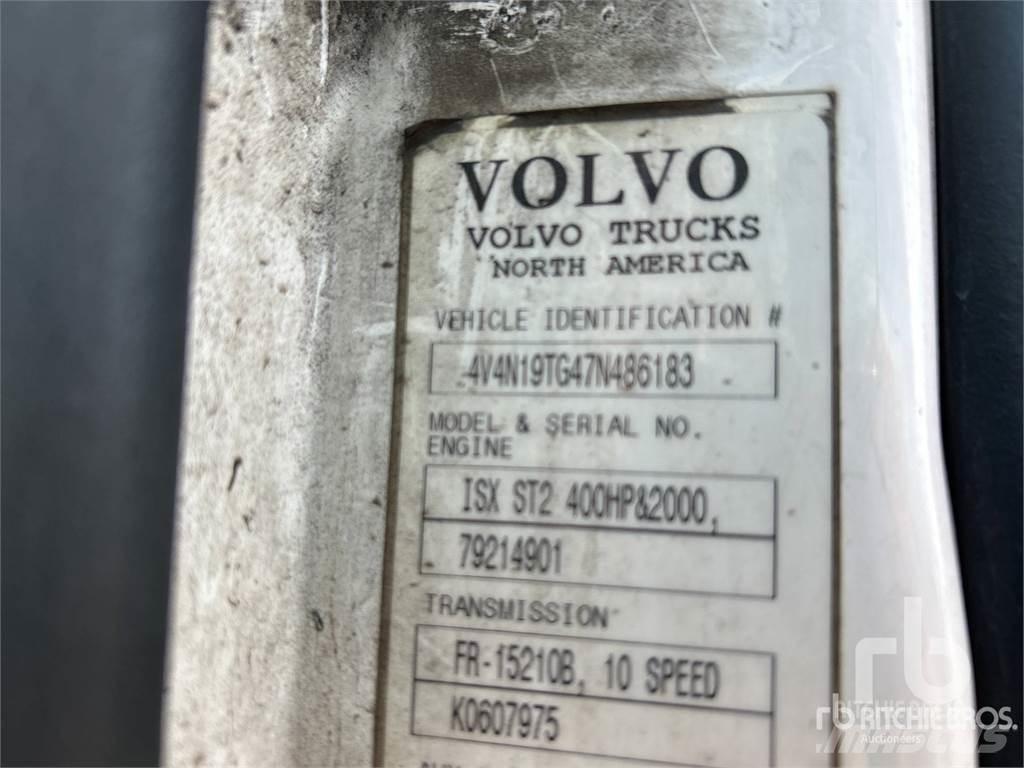 Volvo VNL42T Tracteur routier
