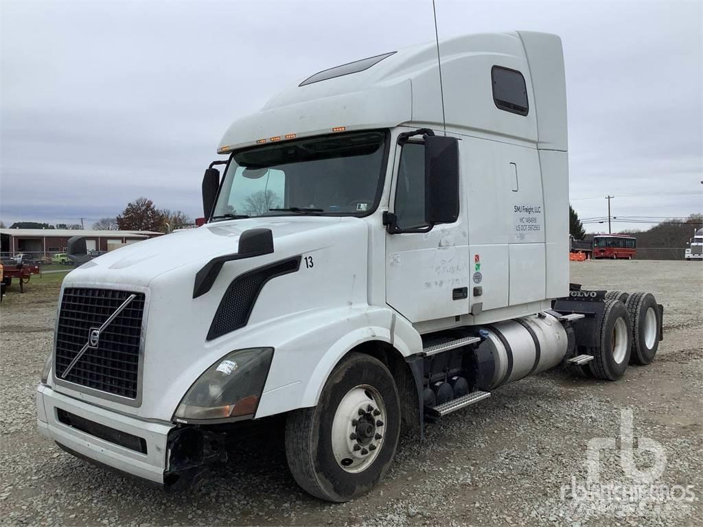 Volvo VNL670 Tracteur routier