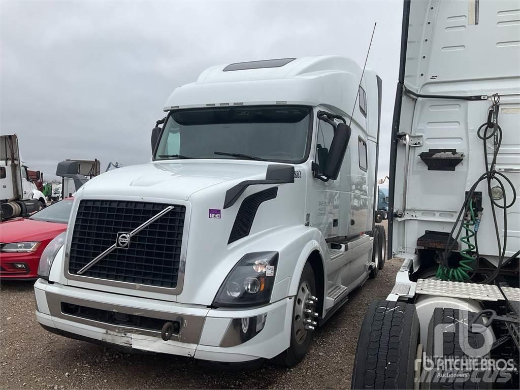 Volvo VNL670 Tracteur routier
