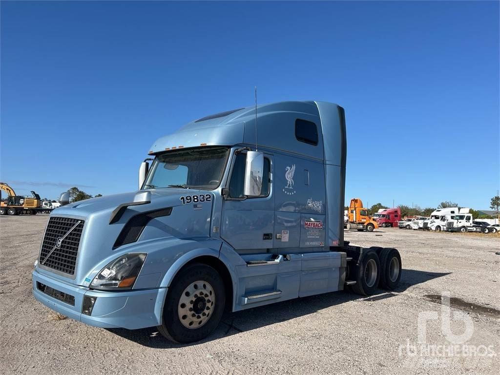 Volvo VNL670 Tracteur routier