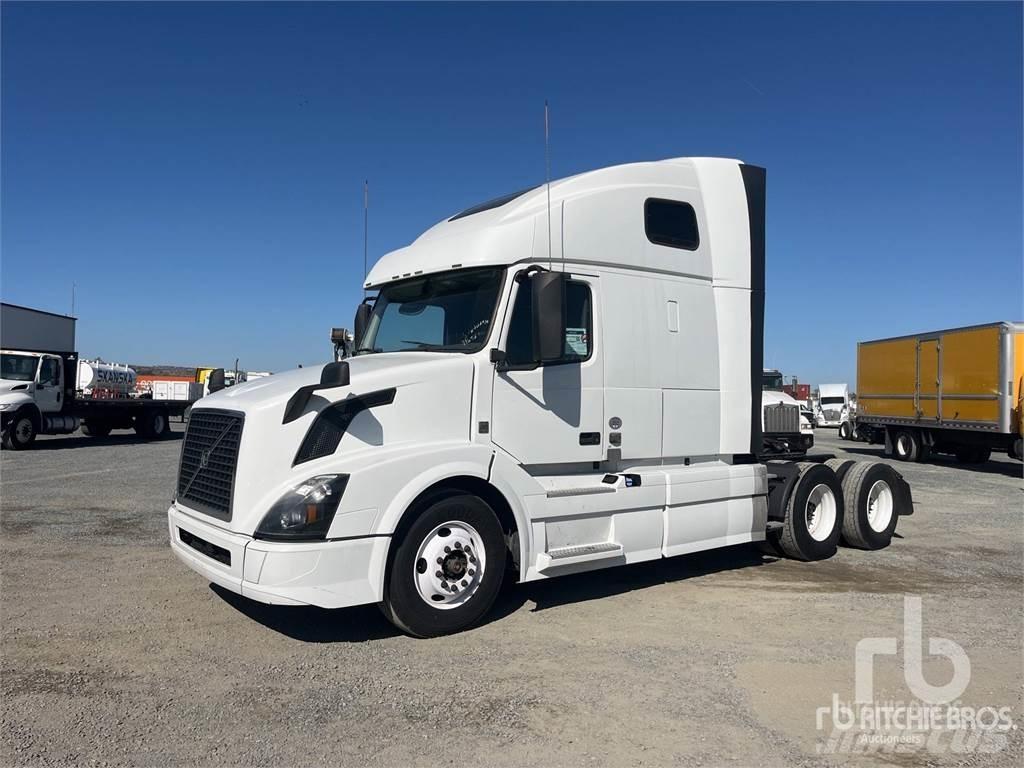 Volvo VNL670 Tracteur routier