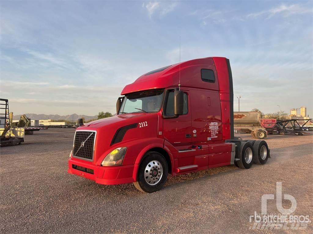 Volvo VNL670 Tracteur routier