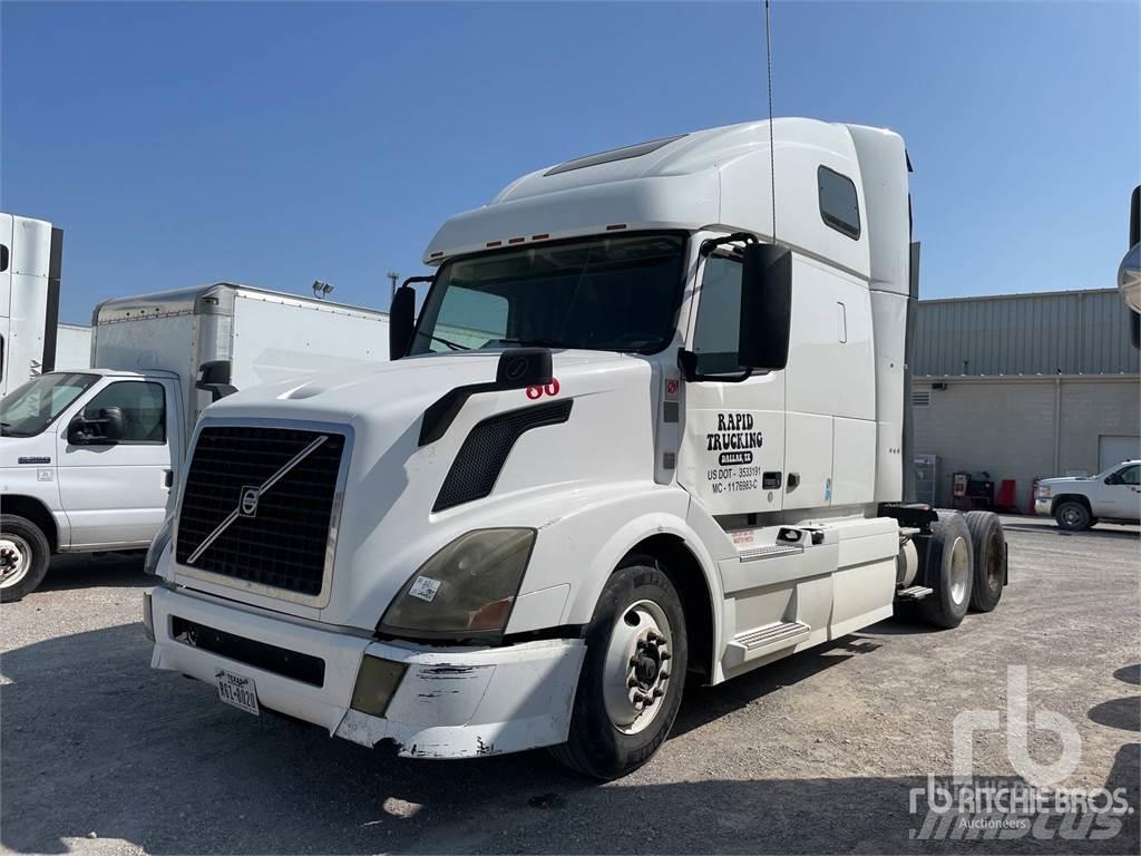 Volvo VNL670 Tracteur routier