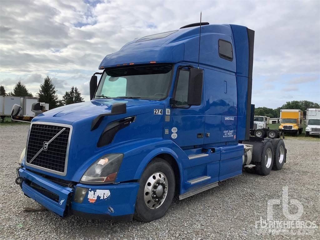 Volvo VNL670 Tracteur routier