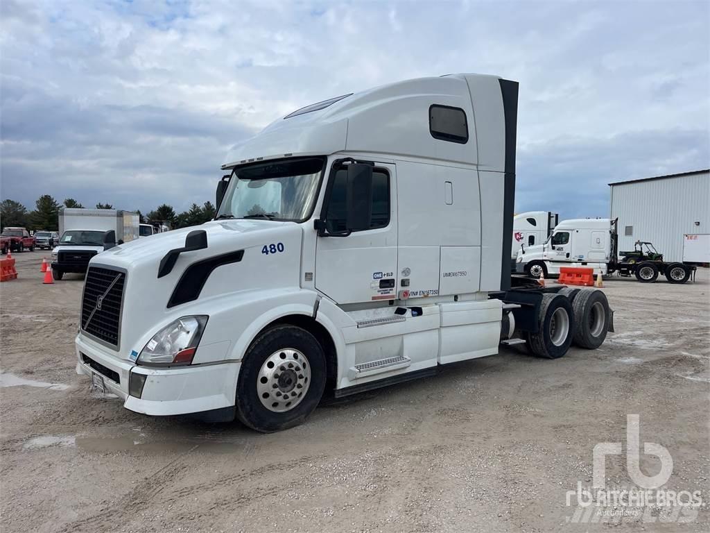 Volvo VNL670 Tracteur routier