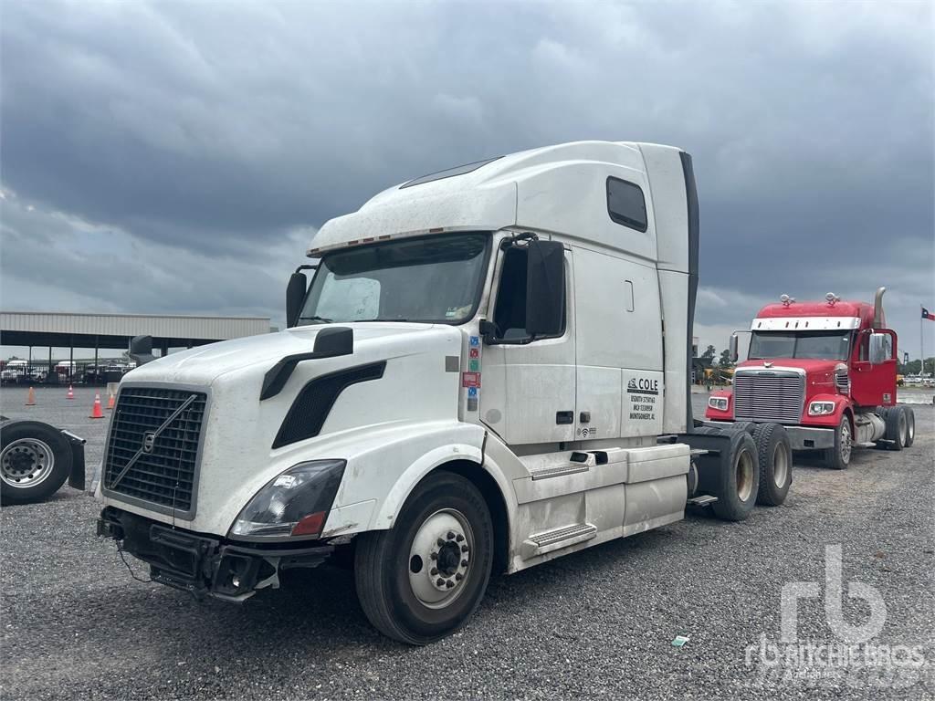 Volvo VNL670 Tracteur routier