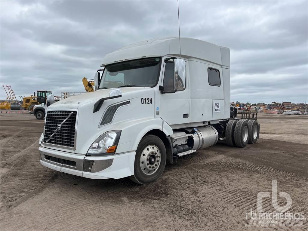 Volvo VNL730 Tracteur routier