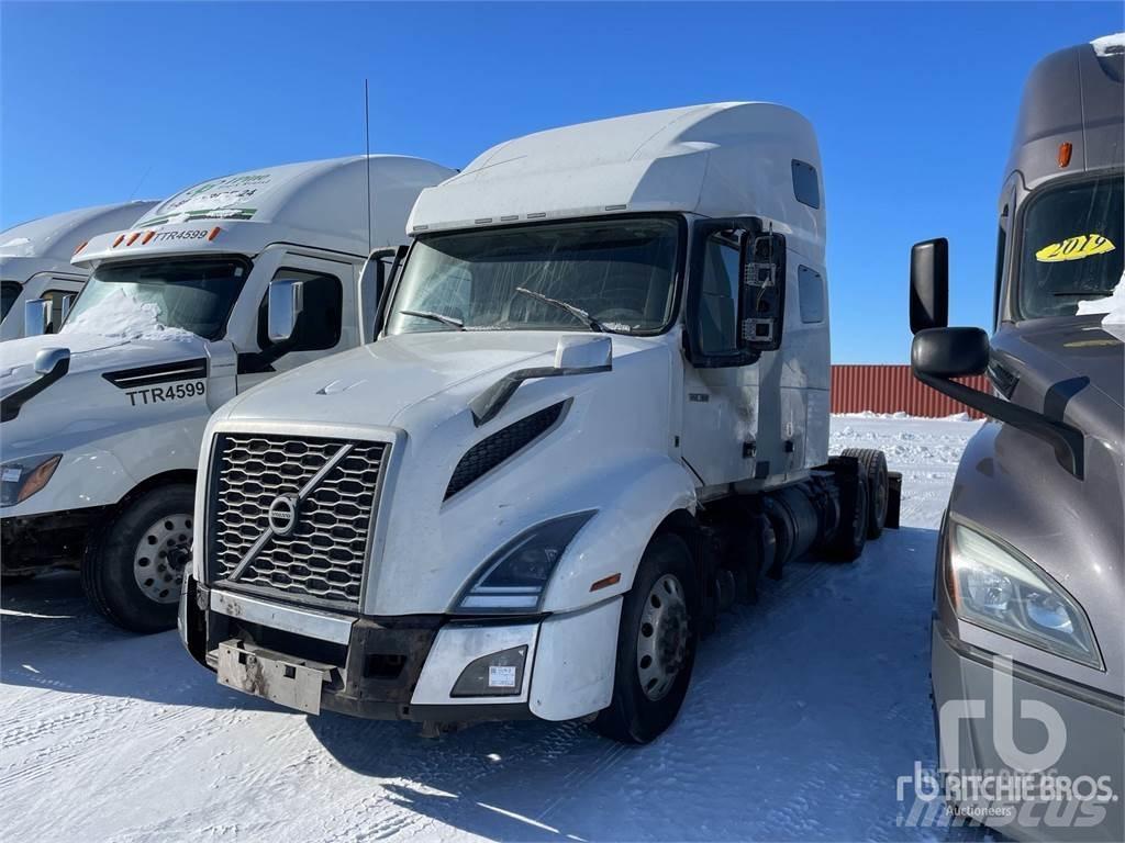 Volvo VNL760 Tracteur routier