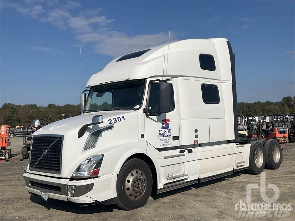 Volvo VNL780 Tracteur routier