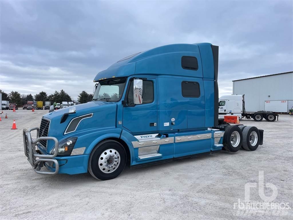 Volvo VNL780 Tracteur routier
