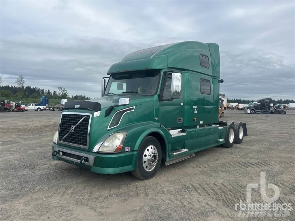 Volvo VNL780 Tracteur routier