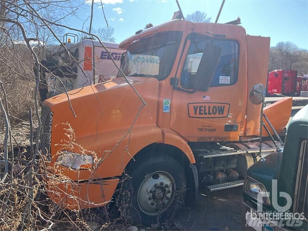 Volvo VNM Tracteur routier