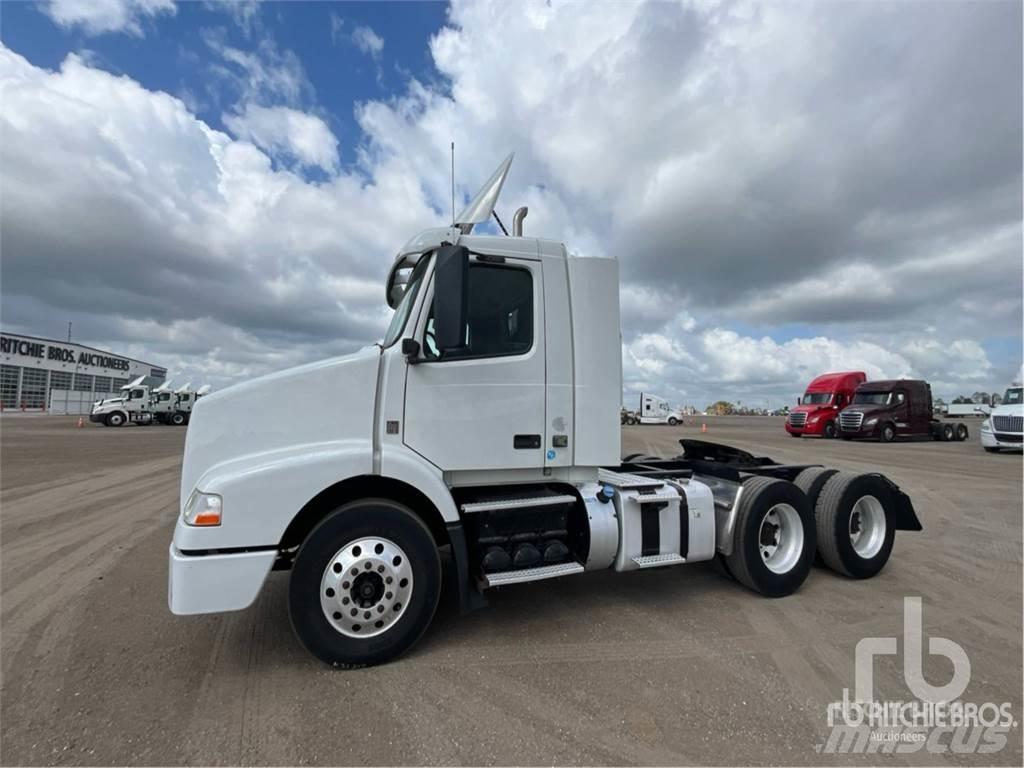 Volvo VNM200 Tracteur routier