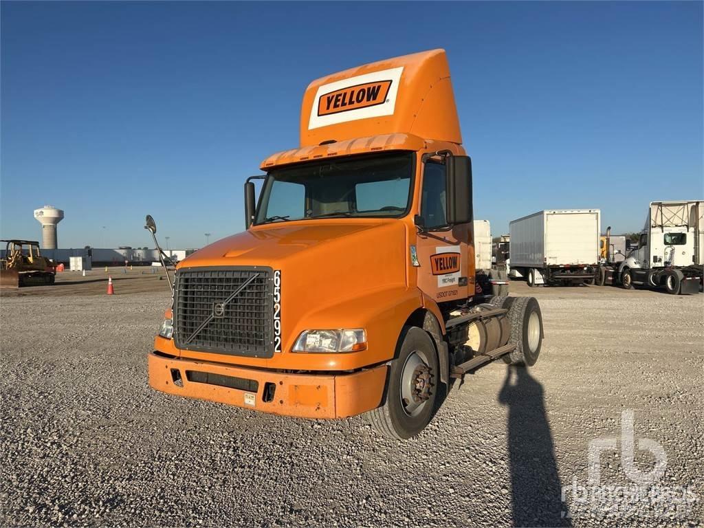 Volvo VNM200 Tracteur routier