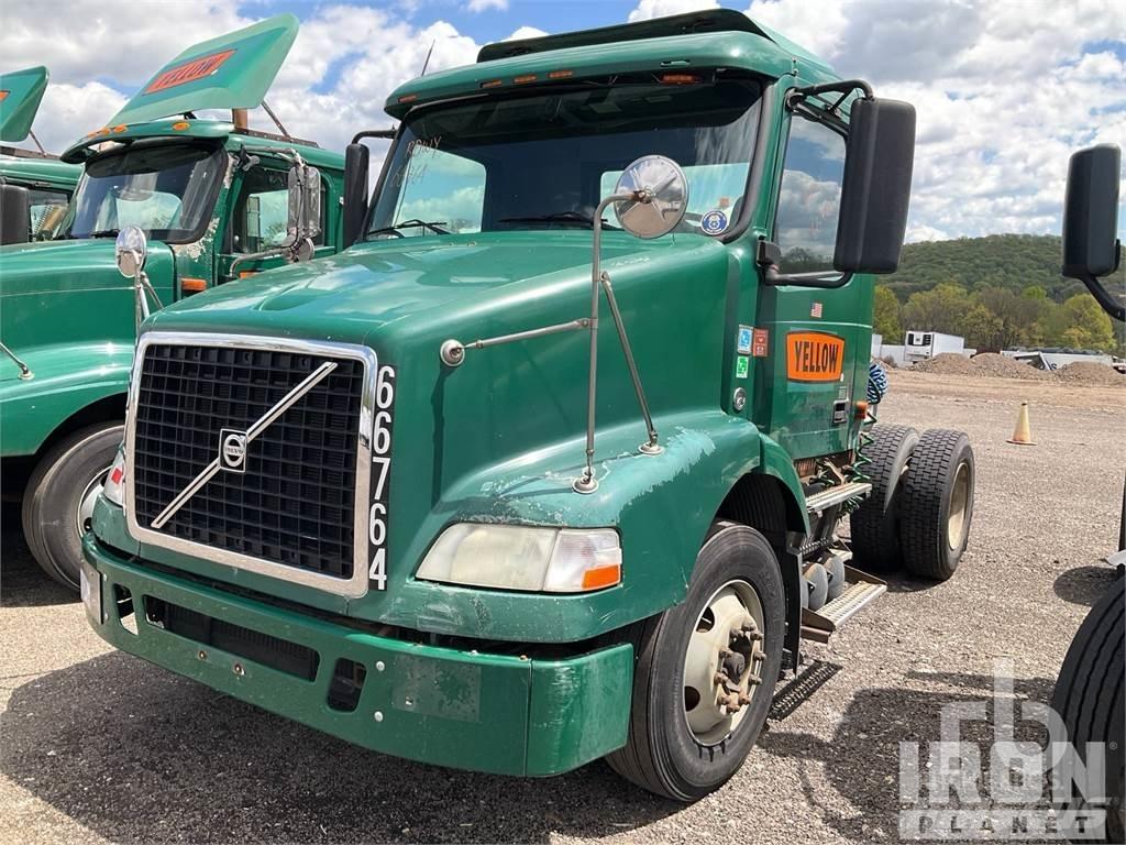 Volvo VNM200 Tracteur routier