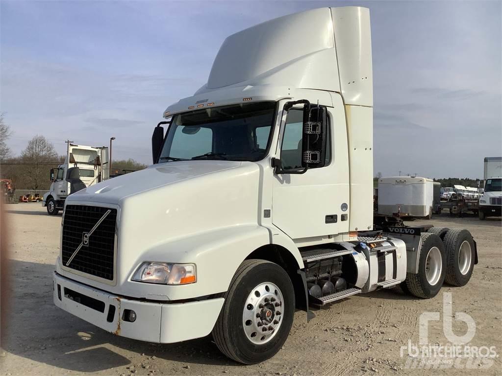 Volvo VNM200 Tracteur routier
