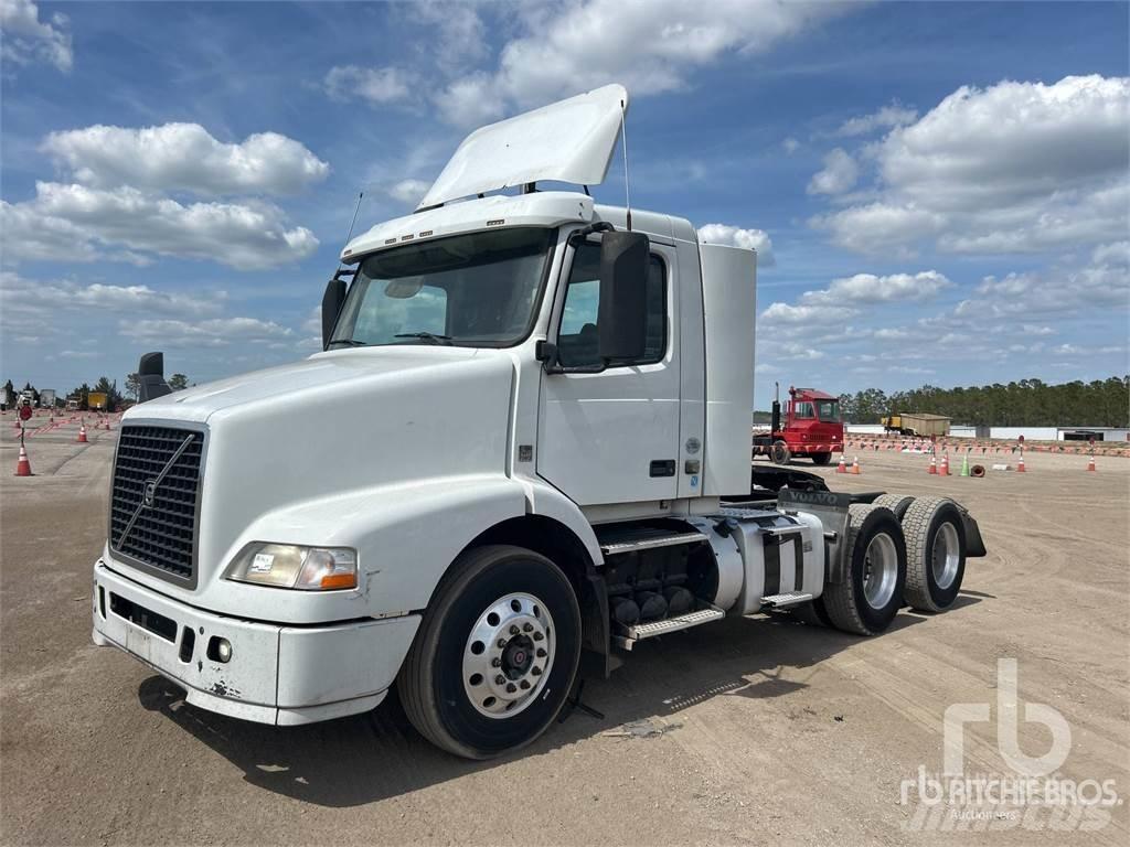 Volvo VNM200 Tracteur routier
