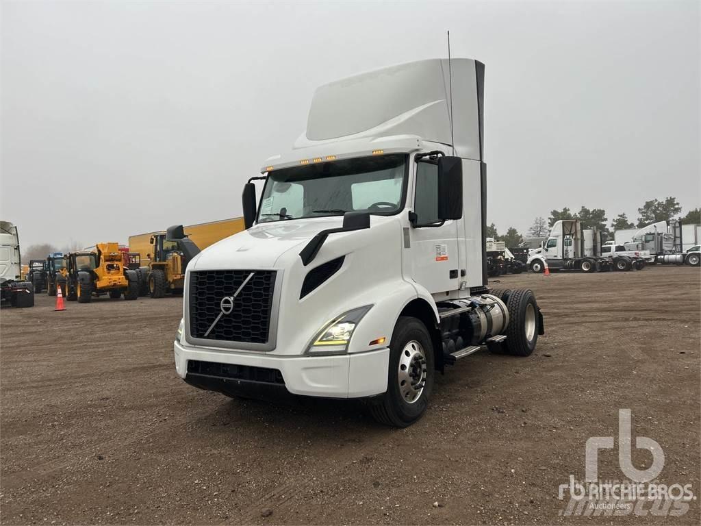 Volvo VNR42300 Tracteur routier