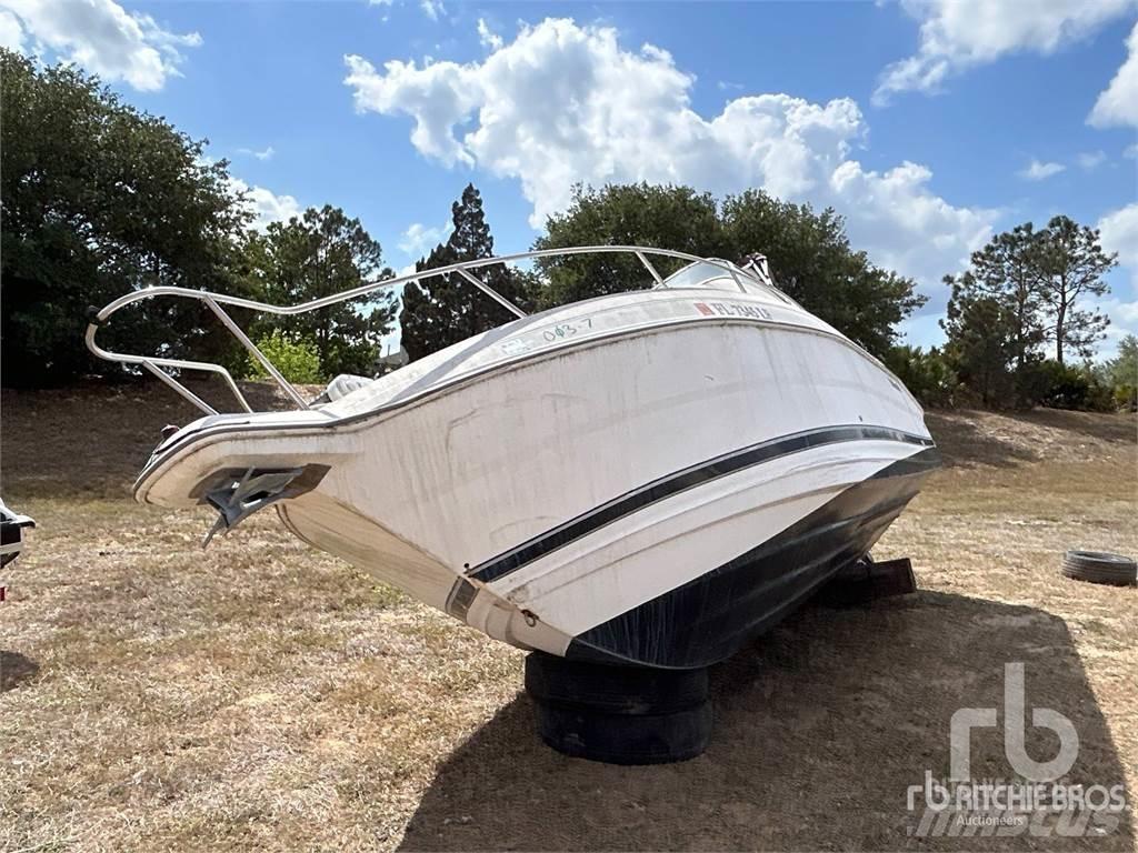  WELLCRAFT 7 ft Bateaux de travail, barges et pontons