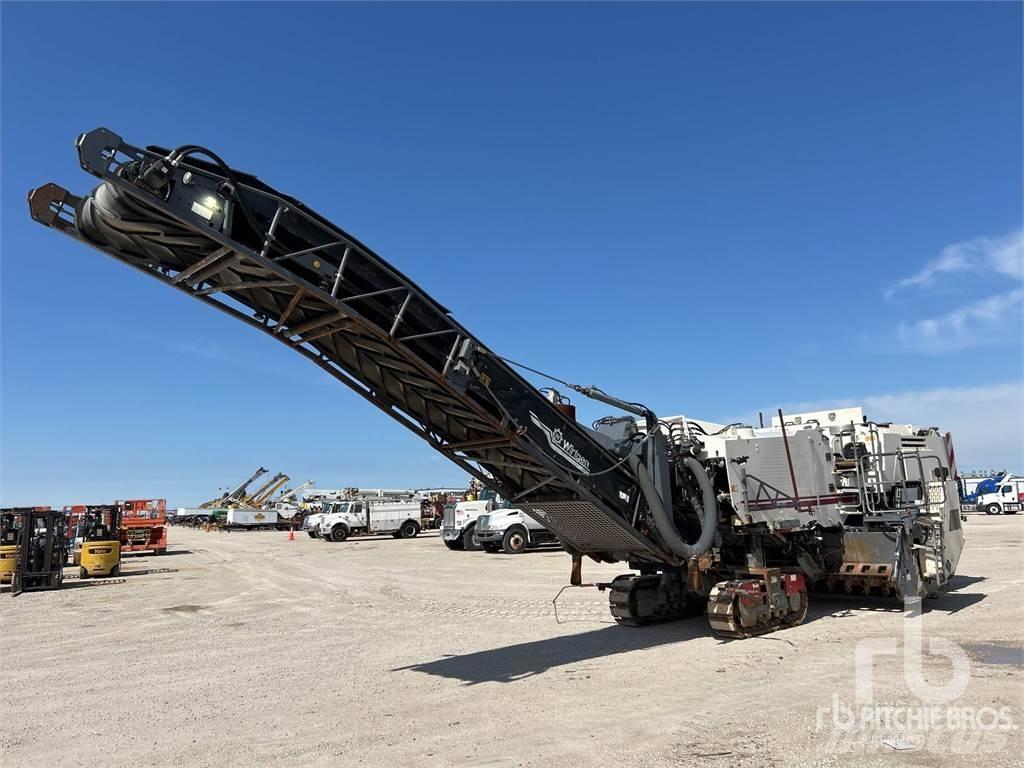 Wirtgen W2200 Fraiseuse à froid