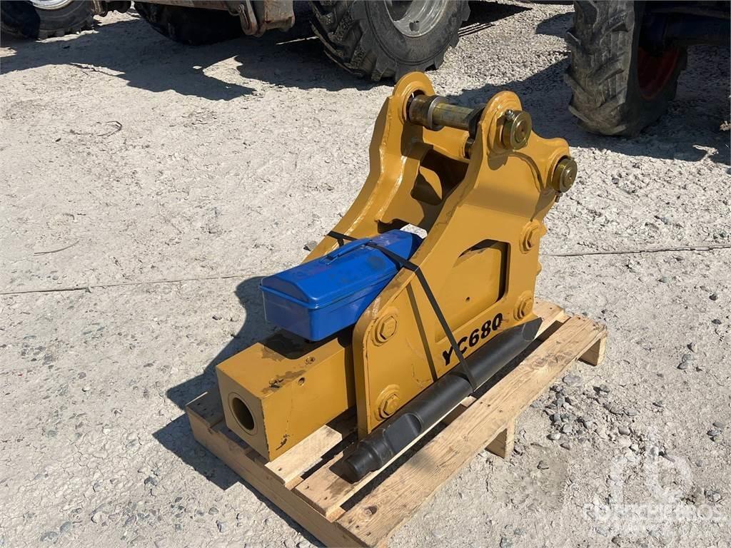  YC680 Marteau hydraulique
