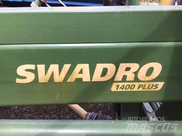 Krone 1400+ Rateau faneur