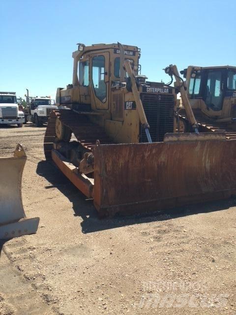 CAT D6H Bouteurs sur chenilles