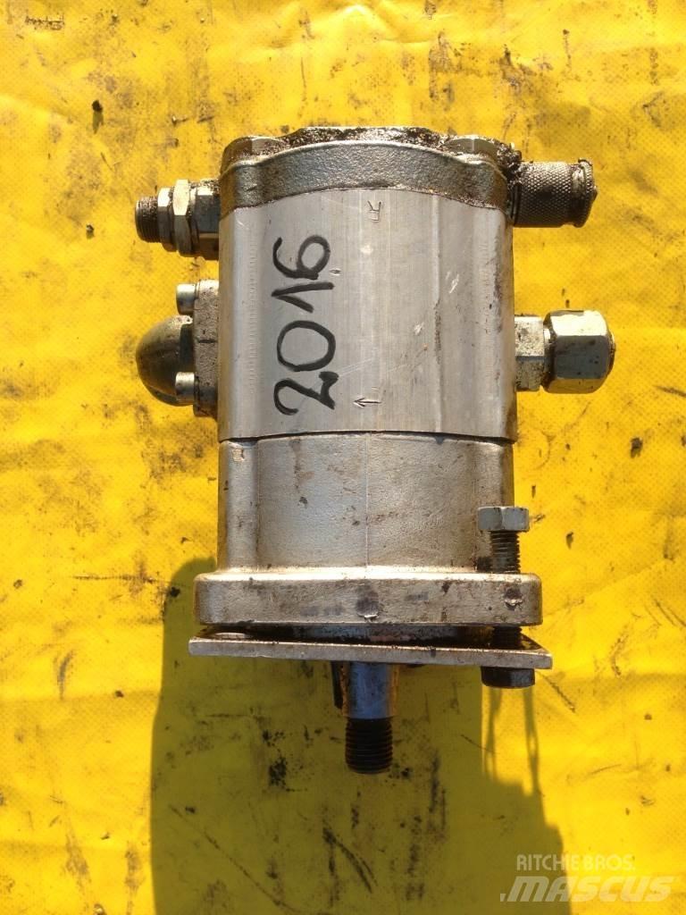 O&K 2460288L Hydraulique