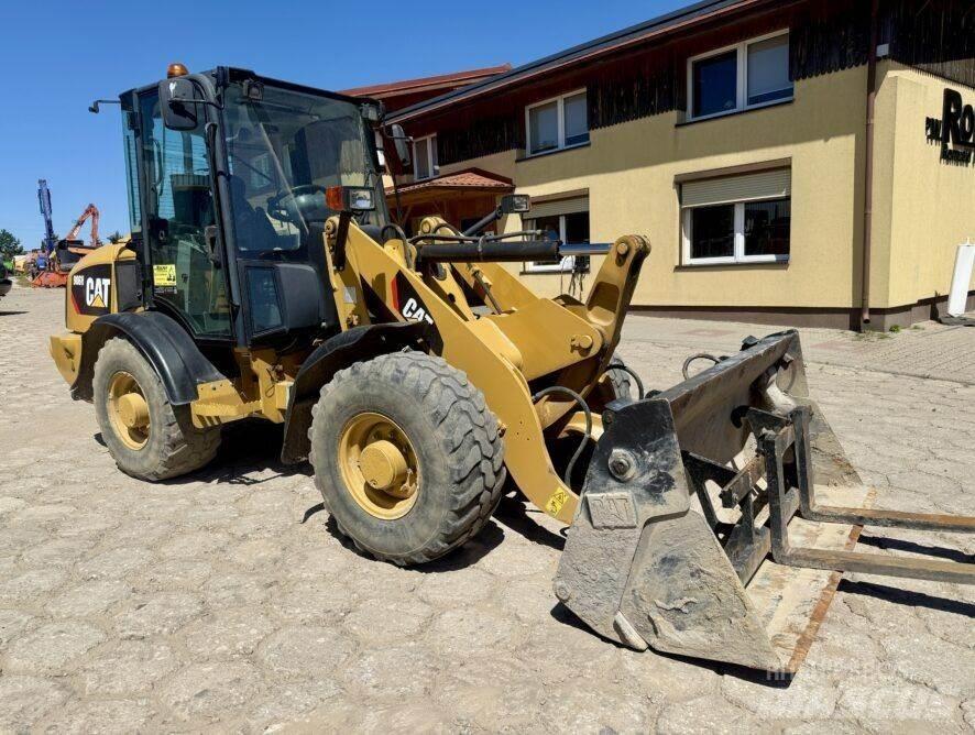CAT 906H Chargeuse sur pneus