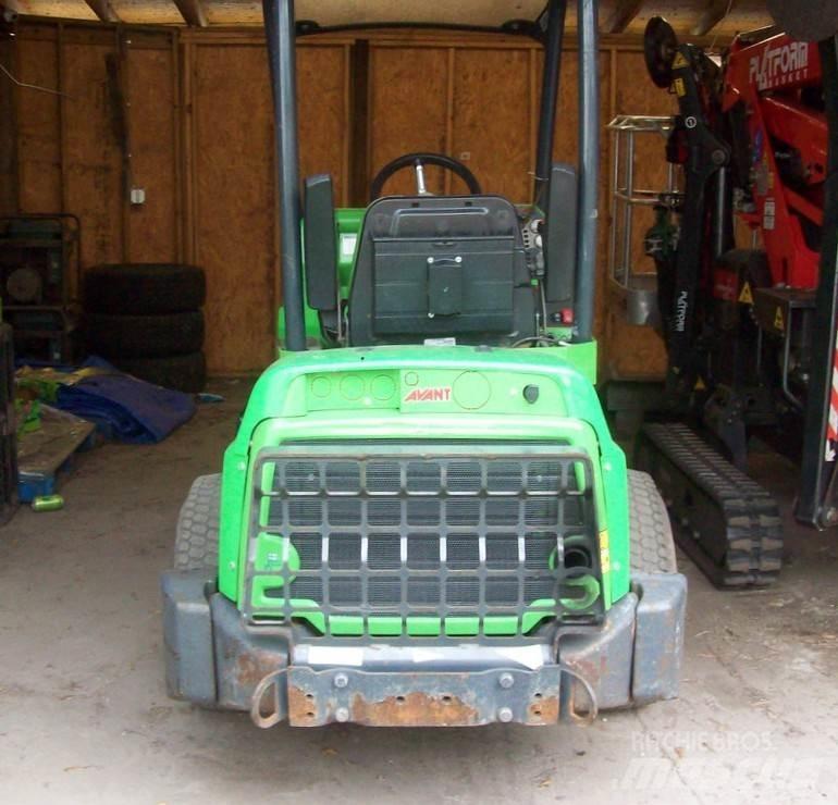 Avant M528 Chargeuse sur pneus