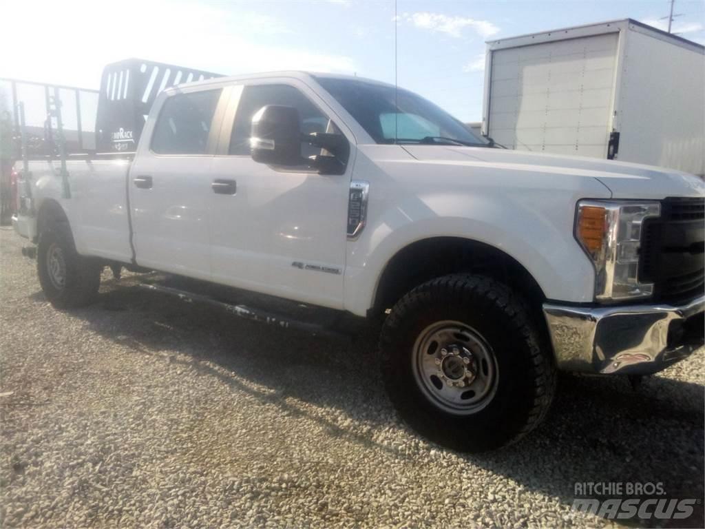 Ford F250 Utilitaire benne