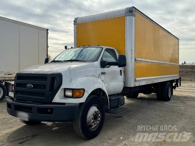 Ford F750 Camion Fourgon