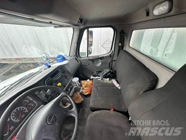 Freightliner M2 Camion Fourgon