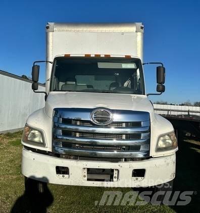 Hino 268 Camion Fourgon