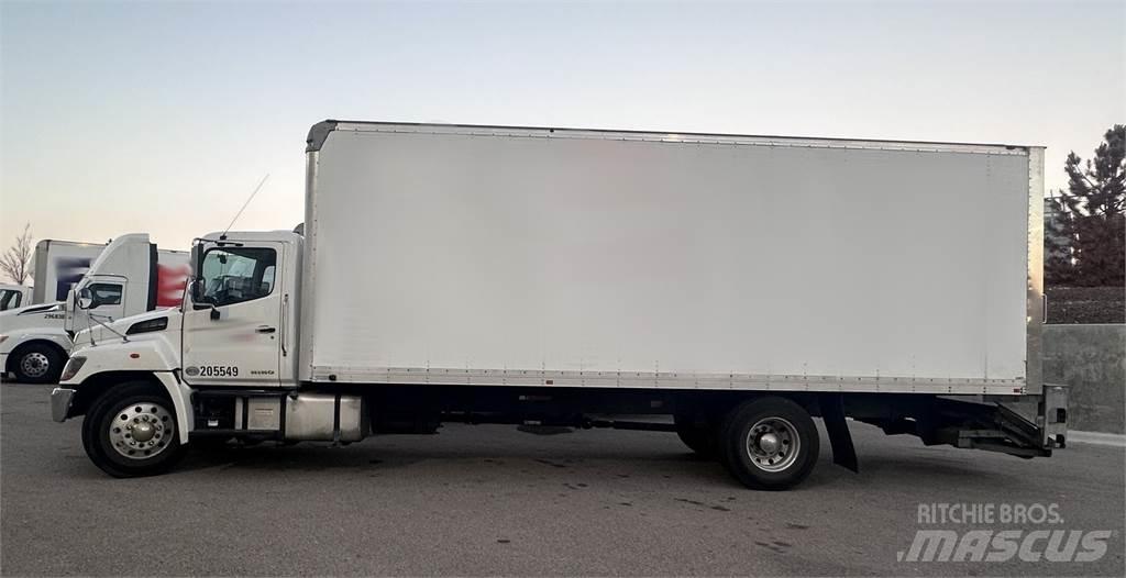 Hino 268A Camion Fourgon