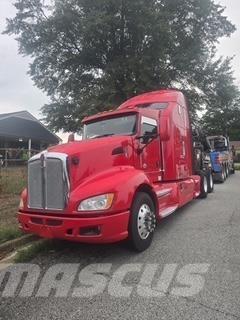 Kenworth T660 Tracteur routier