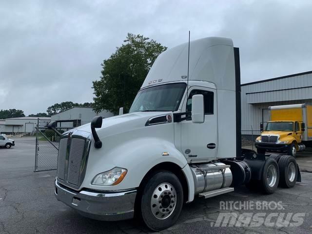 Kenworth T680 Tracteur routier
