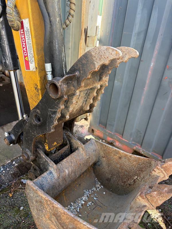 Sany SY16C Mini pelle < 7t