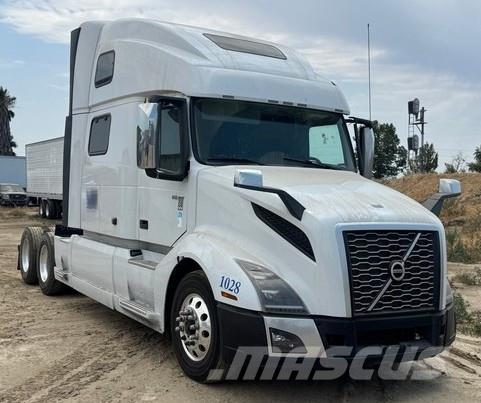 Volvo VNL64T670 Tracteur routier