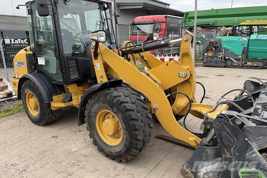 CAT 906 M Chargeuse sur pneus