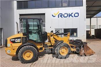 CAT 908 M Chargeuse sur pneus