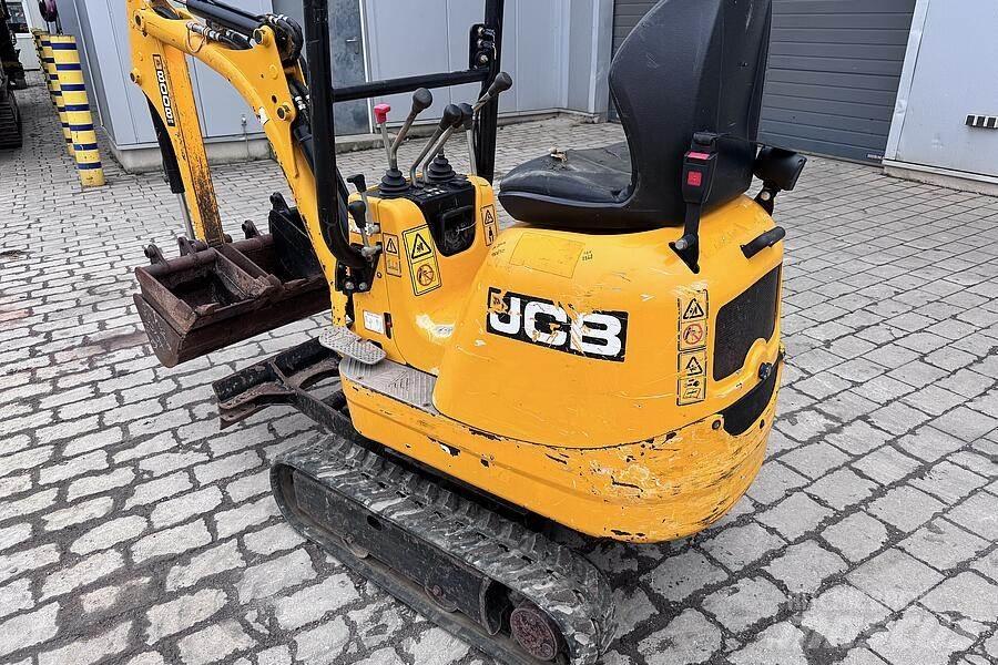 JCB 8008 CTS Mini pelle < 7t