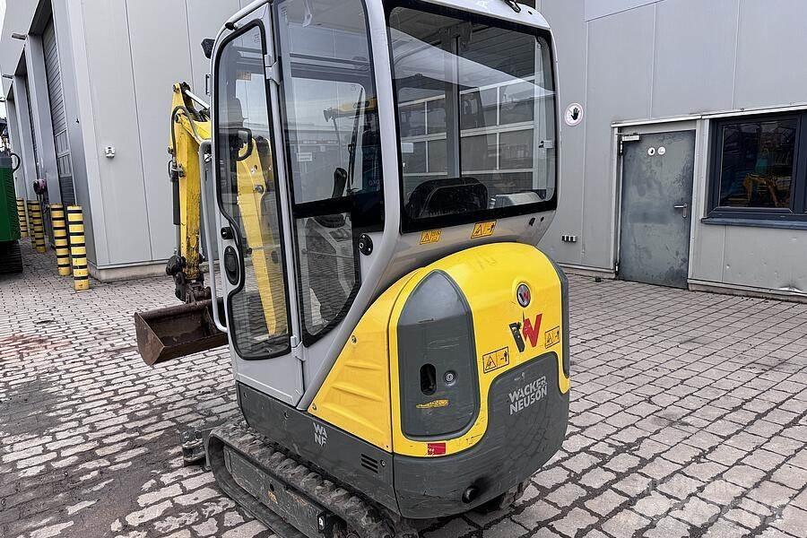 Neuson ET 16 Mini pelle < 7t