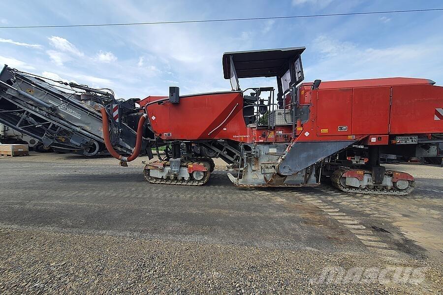 Wirtgen W 250 Fraiseuse à froid