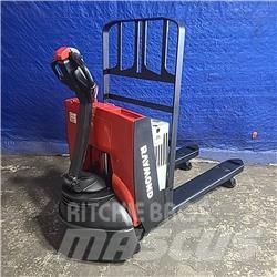 Raymond 102T-F45L Transpalette manuel