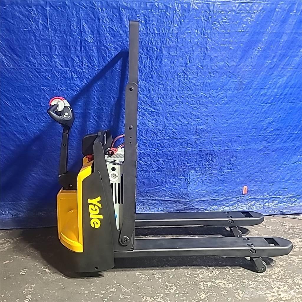 Yale MPB045VG Transpalette manuel