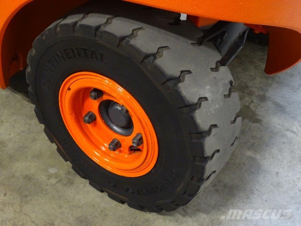 Linde H30D Chariots diesel