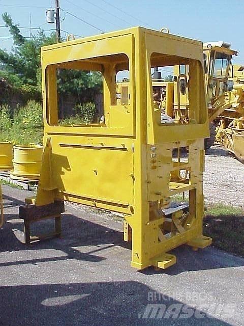 CAT  Cabine